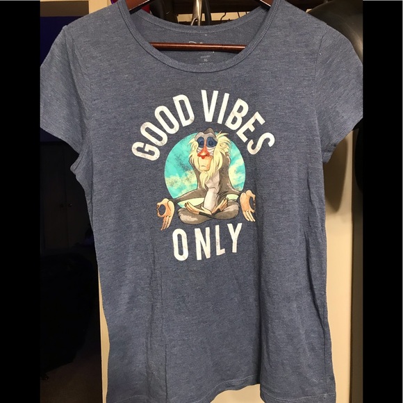 Disney Tops - Lion King Good Vibes Only tee